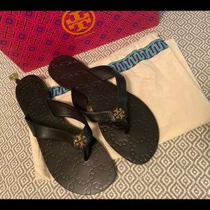 Tory Burch Sandal Size 9. Never worn.